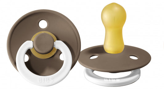 BIBS GLOW IN THE DARK DARK OAK T2