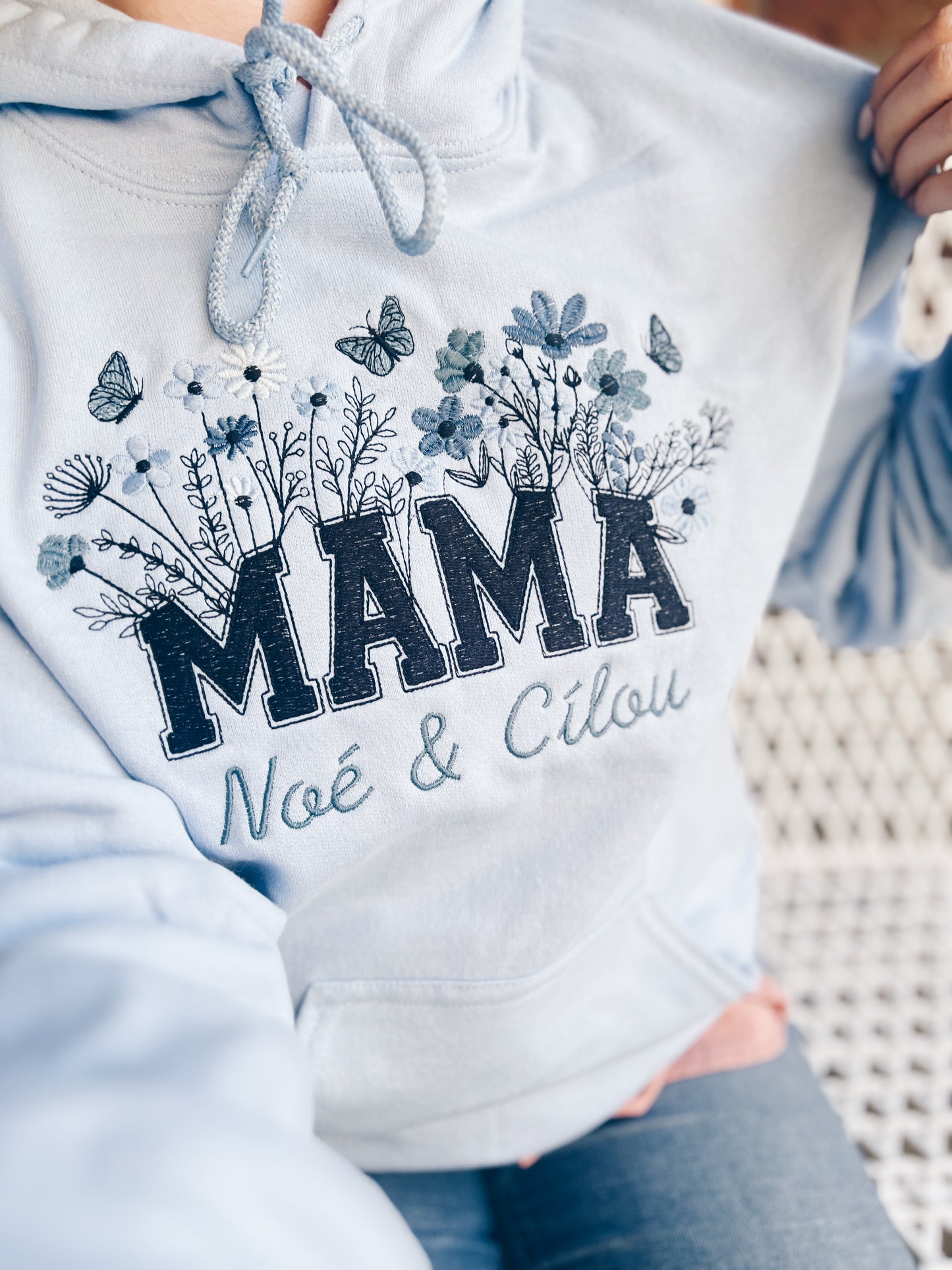 Butterfly Mama trui - GEBORDUURD