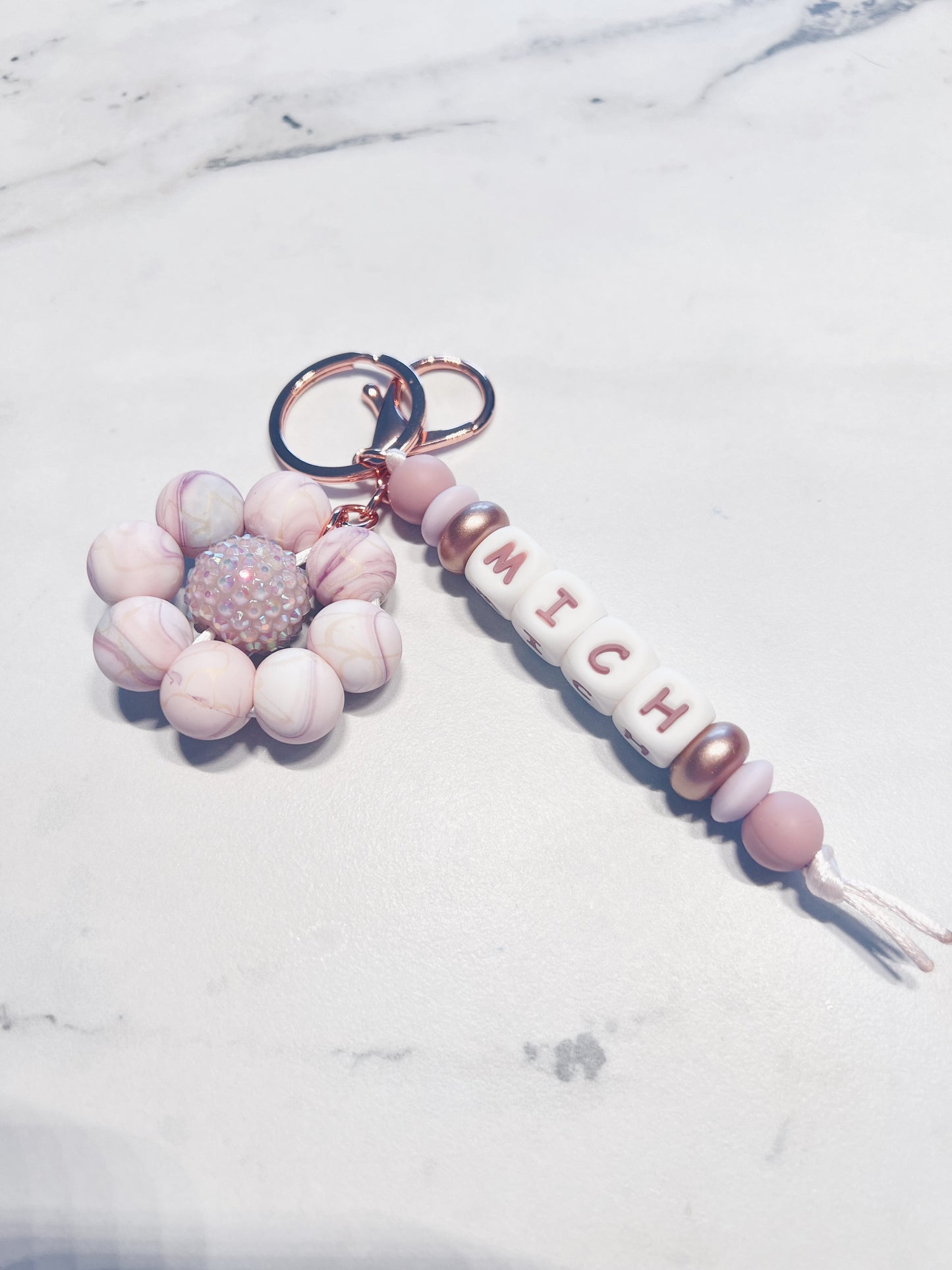 CUSTOM NIGHT - BLOEMEN SLEUTELHANGER