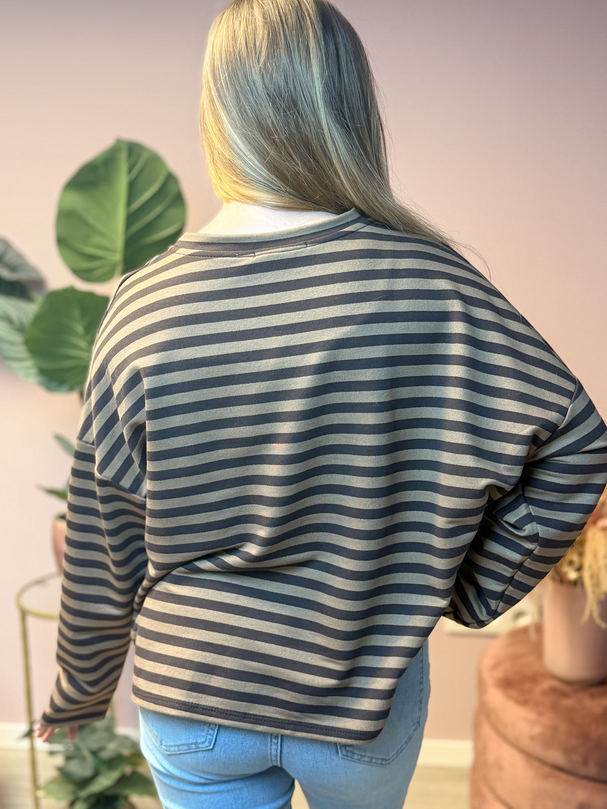long sleeve  - brown stripes