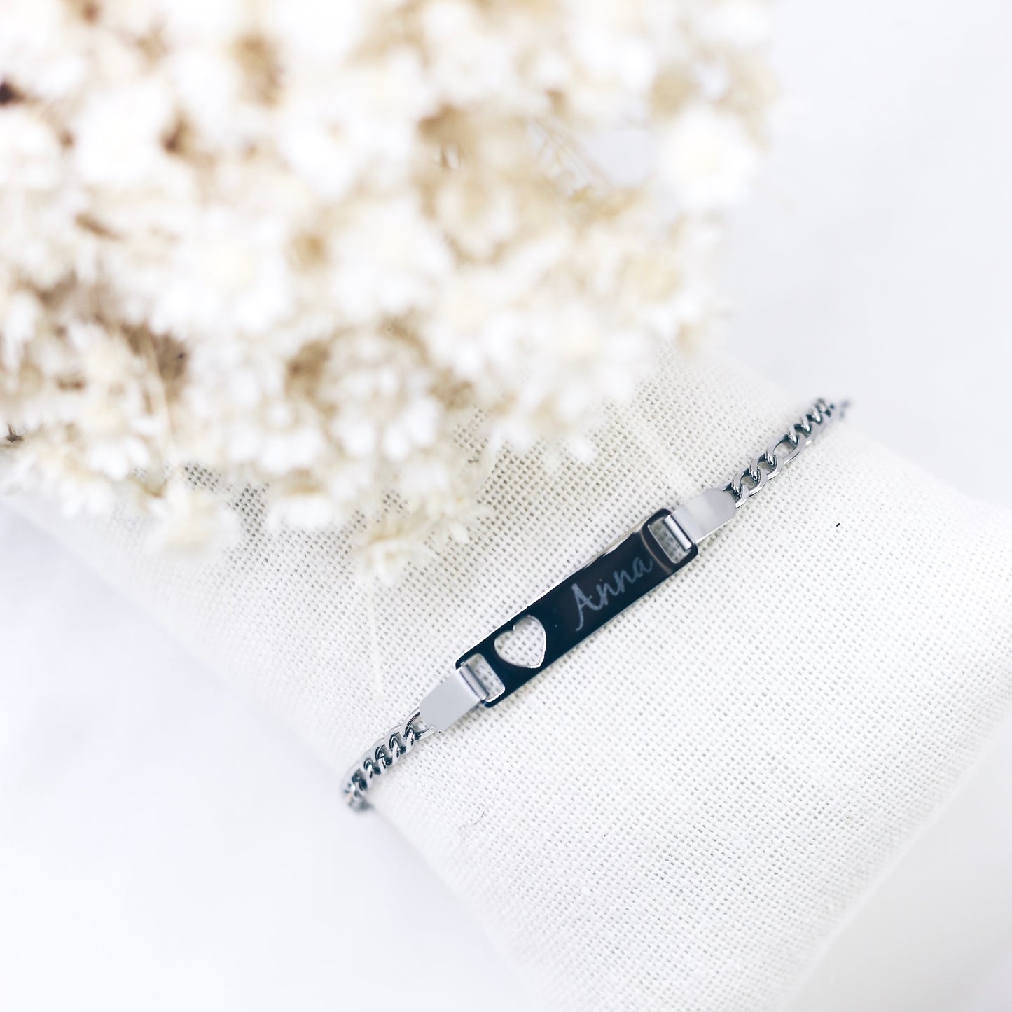 Kinder armbandje hartje - gepersonaliseerd