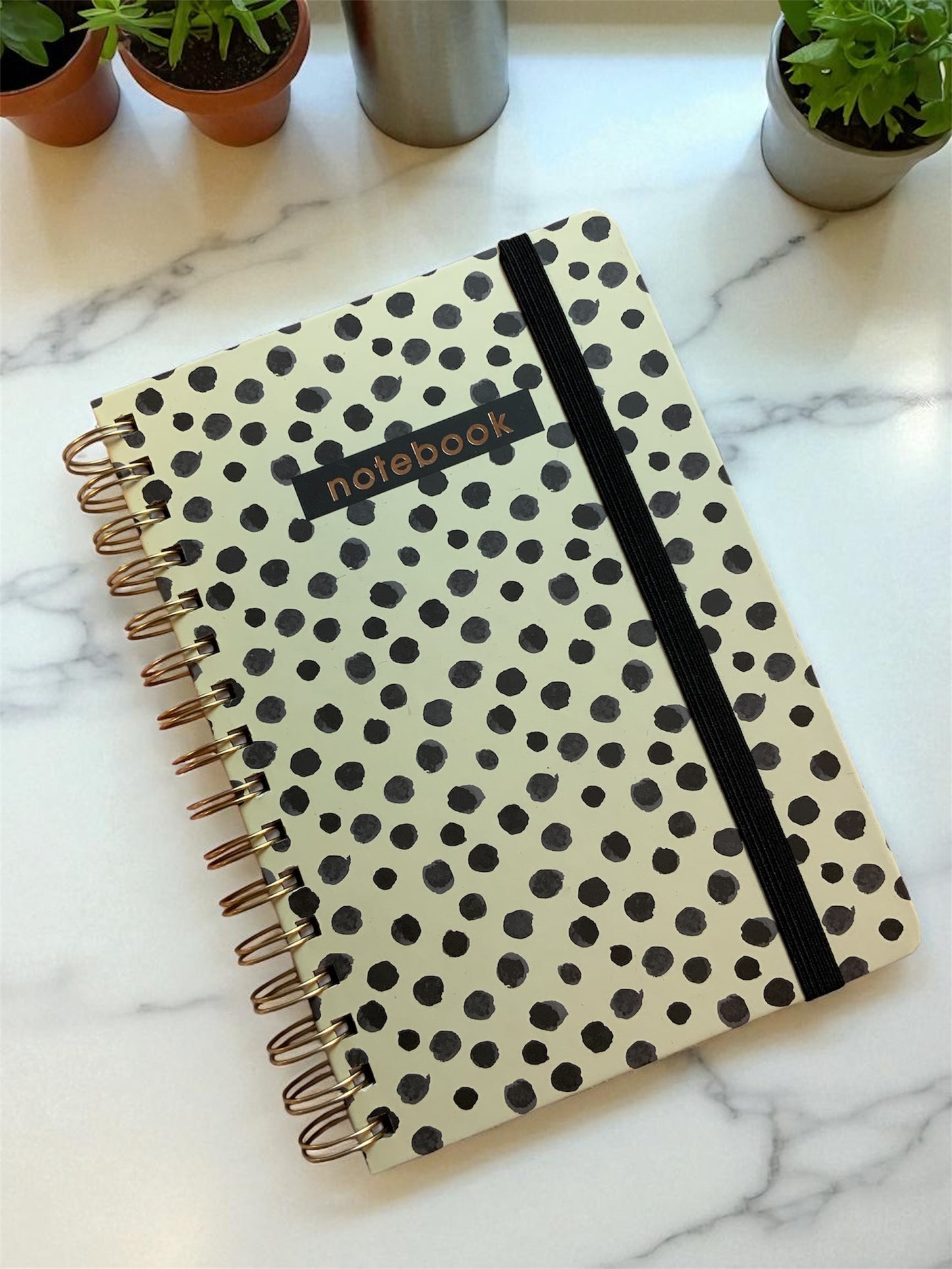 COSTUM NIGHT + NOTITIEBOEKJE MET BIJHORENDE PEN