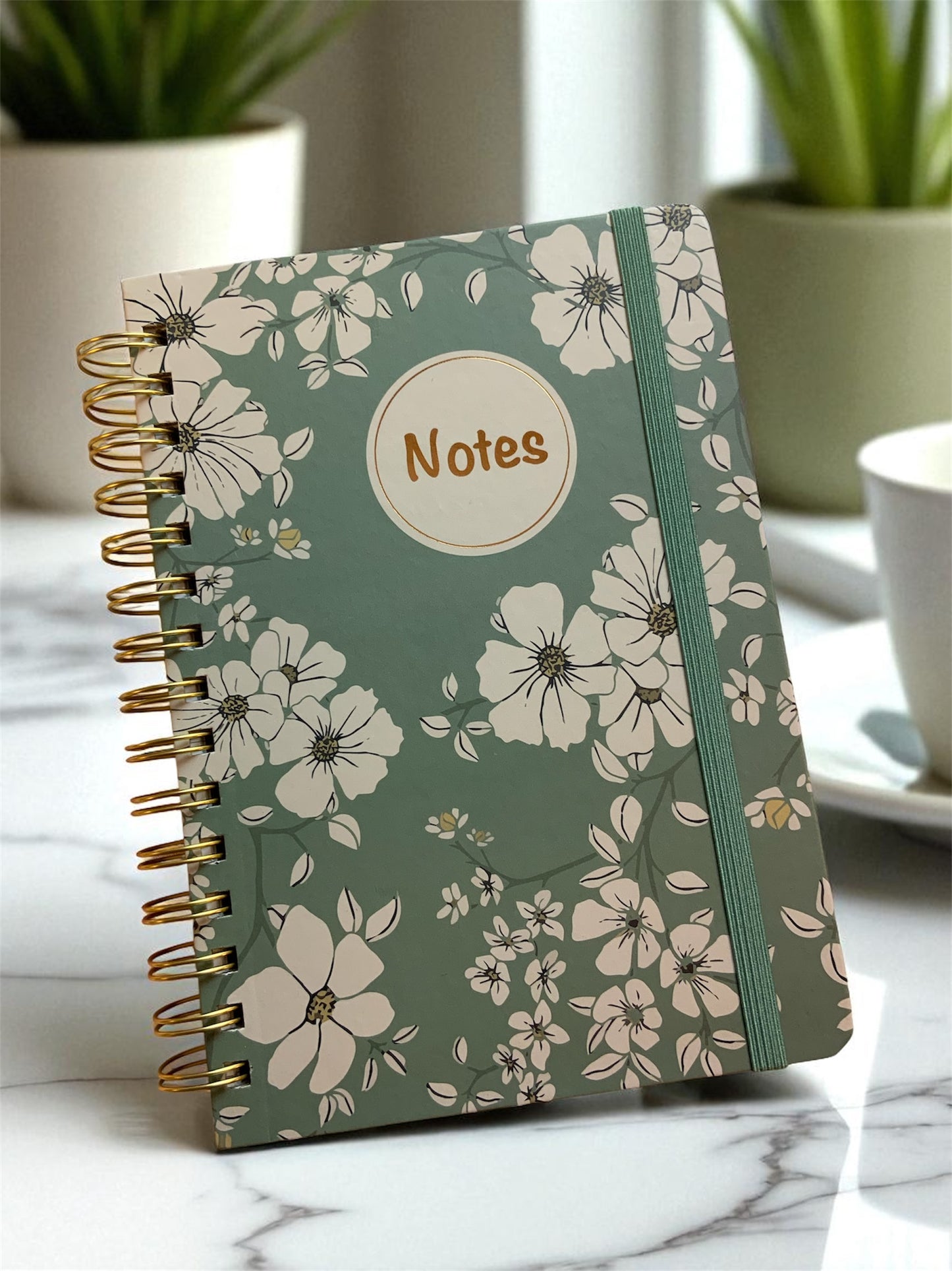 COSTUM NIGHT + NOTITIEBOEKJE MET BIJHORENDE PEN