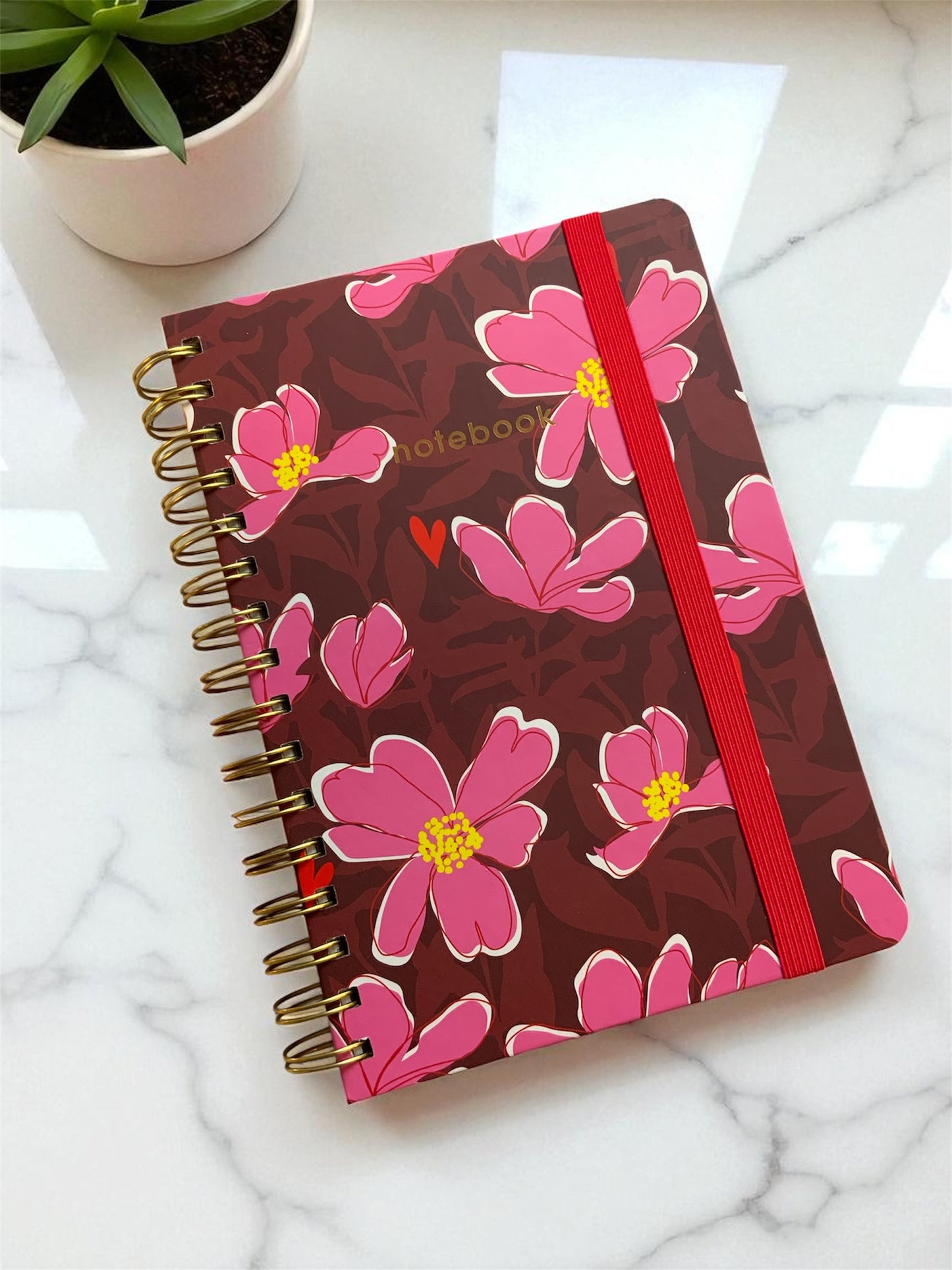 COSTUM NIGHT + NOTITIEBOEKJE MET BIJHORENDE PEN