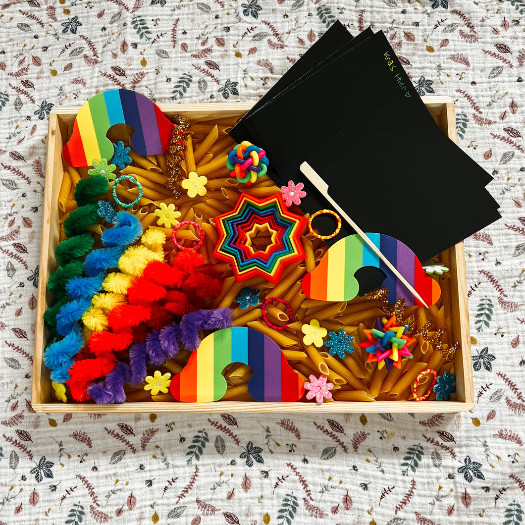 SENSORYPLAY - rainbow tray
