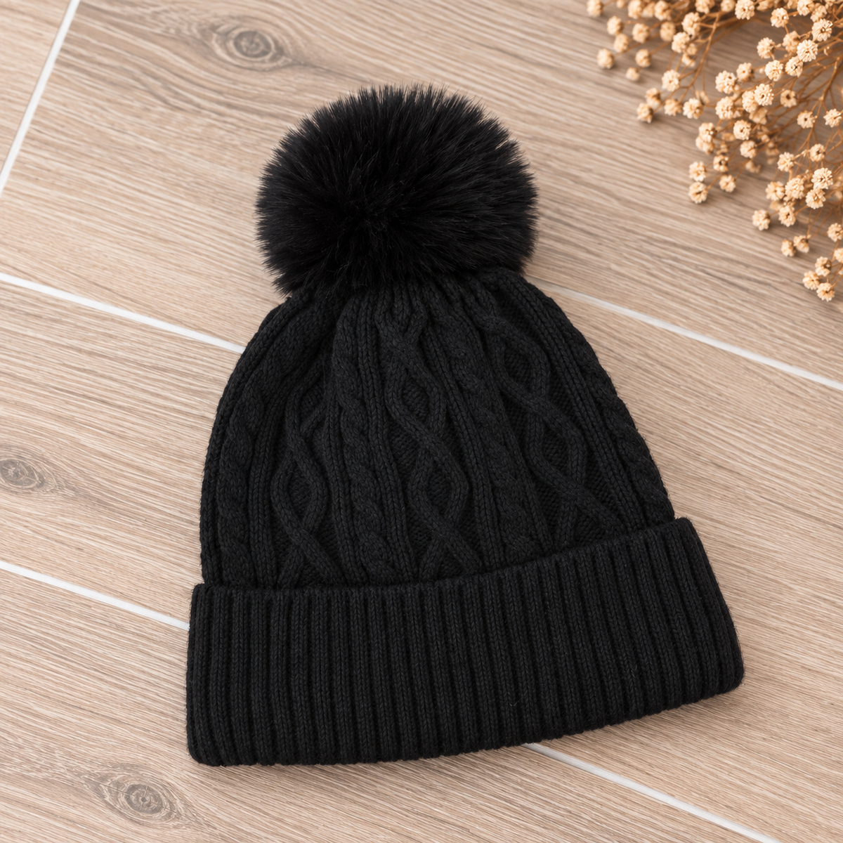 Kinder muts - zwart pompon